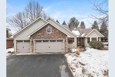 476 Hawthorn Road, Circle Pines, MN 55014 - Photo 2