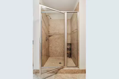 215 10th Avenue S #533, Minneapolis, MN 55415 - Photo 20