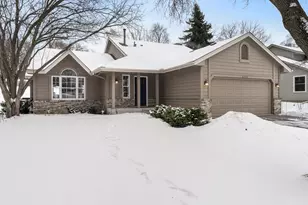 9201 La Rivier Ct, Eden Prairie, MN 55347 - Photo 1