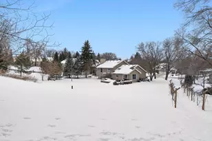 9201 La Rivier Ct, Eden Prairie, MN 55347 - Photo 24