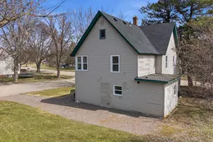 110 Wollan St, Starbuck, MN 56381 - Photo 6