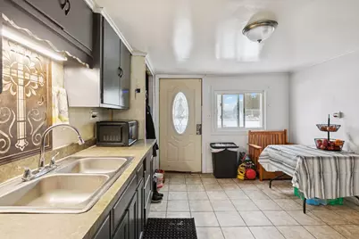 1241 Barclay Street, Saint Paul, MN 55106 - Photo 22