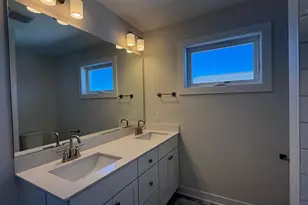 11764 35th St N, Lake Elmo, MN 55042 - Photo 14