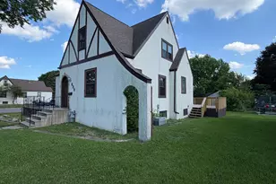 520 E Blue Earth Ave, Fairmont, MN 56031 - Photo 2