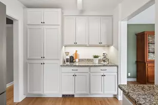 2712 5th Ave E, North Saint Paul, MN 55109 - Photo 6