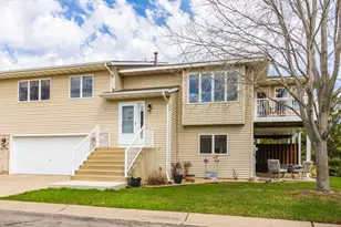 166 Sieben Crest Ln, Hastings, MN 55033 - Photo 2