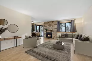 7290 Vista Ct, Eden Prairie, MN 55346 - Photo 1