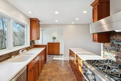 18213 Hermitage Way, Minnetonka, MN 55345 - Photo 8