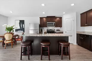 1096 Sunset Ave, Montrose, MN 55363 - Photo 4