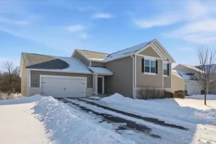 1096 Sunset Ave, Montrose, MN 55363 - Photo 1