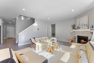 8345 Shire Trail, Woodbury, MN 55129 - Photo 10