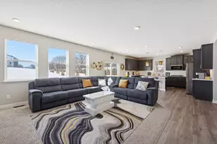 1663 Oak Crk Dr, Chaska, MN 55318 - Photo 8