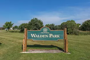 1663 Oak Crk Dr, Chaska, MN 55318 - Photo 54