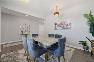 1663 Oak Crk Dr, Chaska, MN 55318 - Photo 10