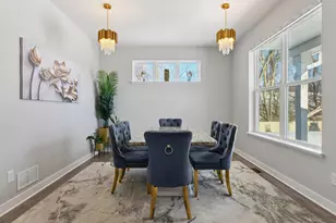 1663 Oak Crk Dr, Chaska, MN 55318 - Photo 4