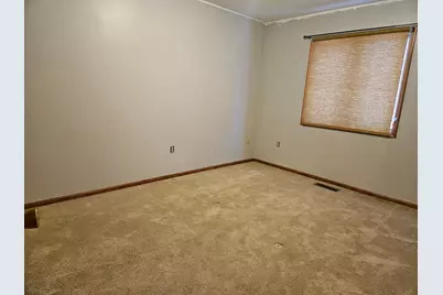 1550 14th Avenue N, Wahpeton,  58075 - Photo 10