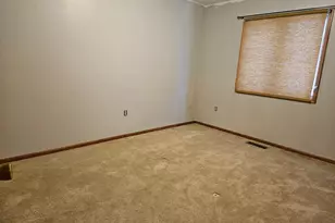 1550 14th Ave N, Wahpeton,  58075 - Photo 10