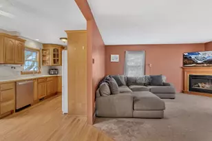 11 N Renstrom St, Blomkest, MN 56216 - Photo 6