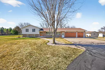 1477 Laurel Court SE, Rochester, MN 55904 - Photo 2