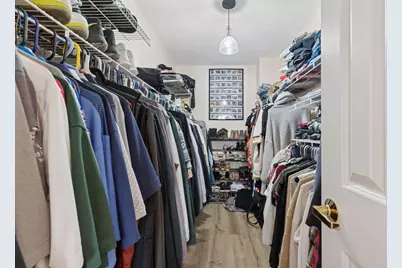 626 Willoughby Way W, Hopkins, MN 55305 - Photo 26