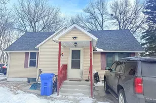 810 13th St, Clarkfield, MN 56223 - Photo 1