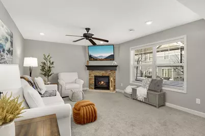 3341 Lakewood Trail, Woodbury, MN 55129 - Photo 4