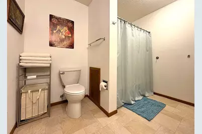 826 Central Avenue N #8, Faribault, MN 55021 - Photo 14