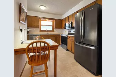 826 Central Avenue N #8, Faribault, MN 55021 - Photo 6