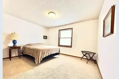 826 Central Avenue N #8, Faribault, MN 55021 - Photo 12