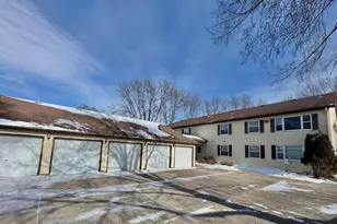 826 Central Ave N, Faribault, MN 55021 - Photo 2