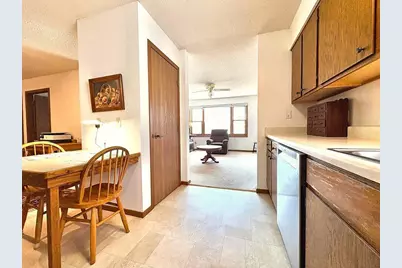 826 Central Avenue N #8, Faribault, MN 55021 - Photo 10