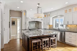 2012 Pine Ridge Dr, West Saint Paul, MN 55118 - Photo 16