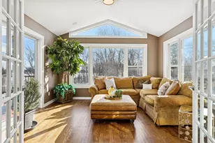 2012 Pine Ridge Dr, West Saint Paul, MN 55118 - Photo 32