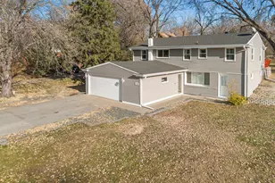 2130 Douglas Dr N, Golden Valley, MN 55422 - Photo 50