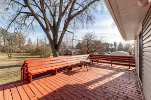 2130 Douglas Dr N, Golden Valley, MN 55422 - Photo 38