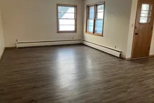 235 9th Ave SE, Waseca, MN 56093 - Photo 6