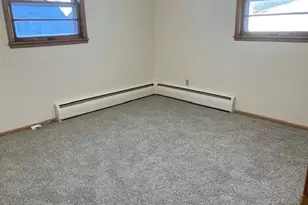 235 9th Ave SE, Waseca, MN 56093 - Photo 8