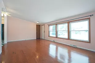 10267 Pierce Pl NE, Blaine, MN 55434 - Photo 4