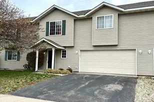 2027 Brittany Ct, Shakopee, MN 55379 - Photo 16