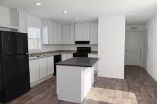 555 2nd Street SE, Cokato, MN 55321 - Photo 2