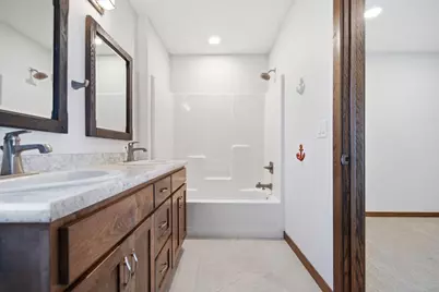 18465 N Lake Lane, Pine City, MN 55063 - Photo 34