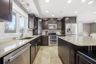 18117 Cherry Creek Ln, Detroit Lakes, MN 56501 - Photo 8