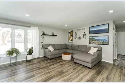 2046 26th Avenue NW, Rochester, MN 55901 - Photo 4