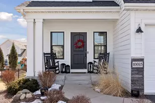 10693 39th St N, Lake Elmo, MN 55042 - Photo 4