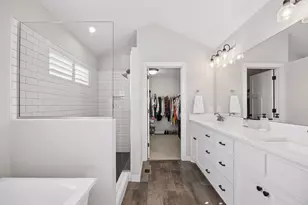 10693 39th St N, Lake Elmo, MN 55042 - Photo 48