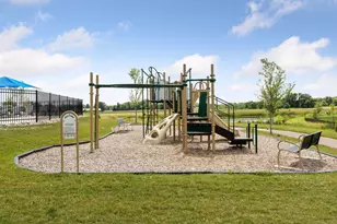 10693 39th St N, Lake Elmo, MN 55042 - Photo 92