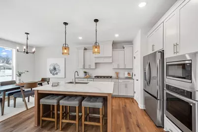 10261 Shadyview Lane N, Maple Grove, MN 55311 - Photo 2