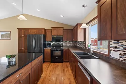 1006 Mallard Avenue, Jordan, MN 55352 - Photo 14