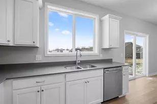 1337 Orchid Wy, New Richmond, WI 54017 - Photo 12