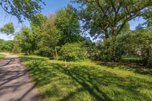 728 Winona St, Mankato, MN 56001 - Photo 2
